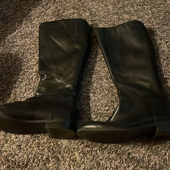 Nine West boots, size 10 - Picture 3 of 8